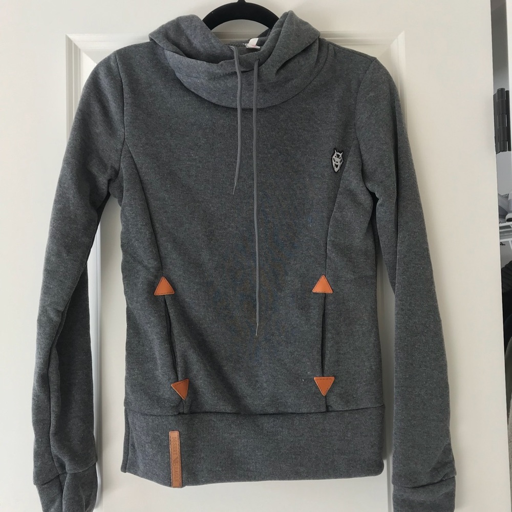 grey sweater